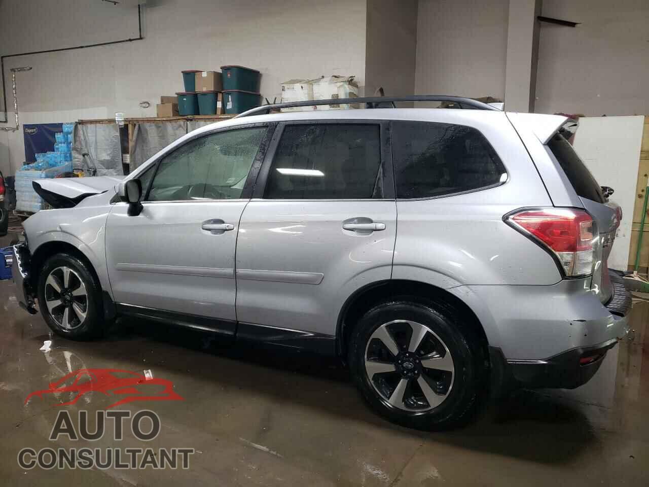 SUBARU FORESTER 2017 - JF2SJAJC0HH443574