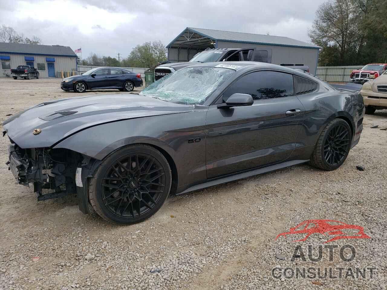 FORD MUSTANG 2018 - 1FA6P8CF8J5146113