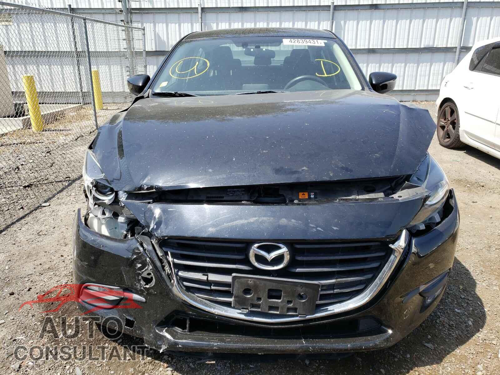 MAZDA 3 2017 - 3MZBN1U77HM115336