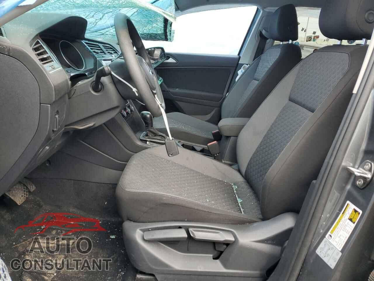 VOLKSWAGEN TIGUAN 2019 - 3VV1B7AX3KM123473