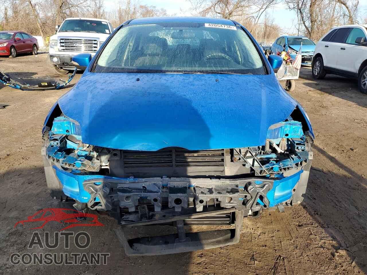 FORD FOCUS 2013 - 1FADP3F2XDL182307