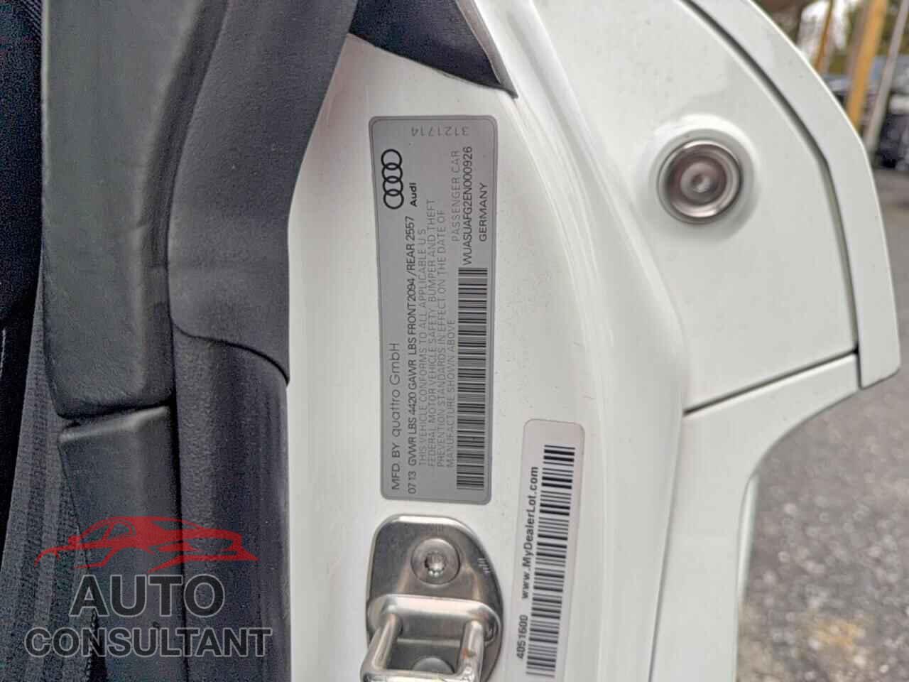 AUDI R8 2014 - WUASUAFG2EN000926