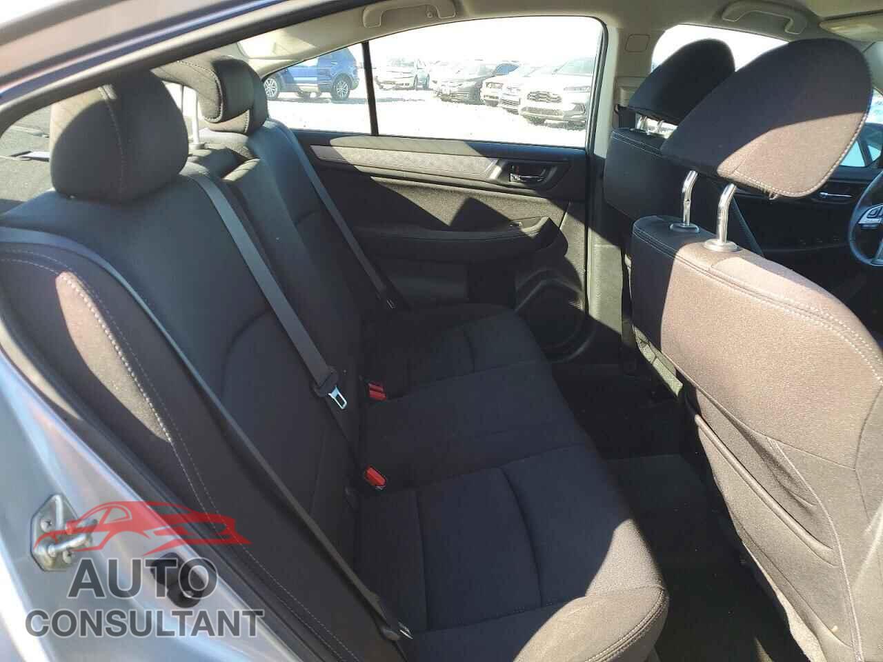 SUBARU LEGACY 2017 - 4S3BNAF65H3043335