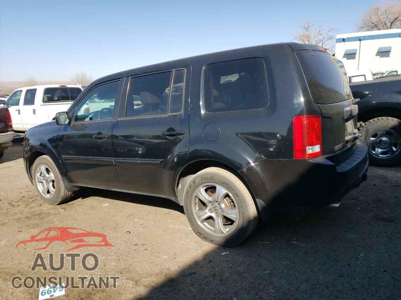 HONDA PILOT 2015 - 5FNYF3H59FB010345