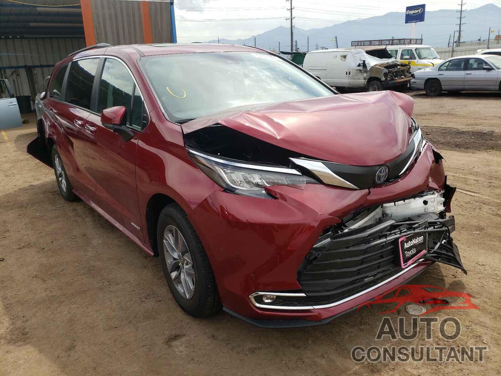 TOYOTA SIENNA 2021 - 5TDYSKFC8MS016394