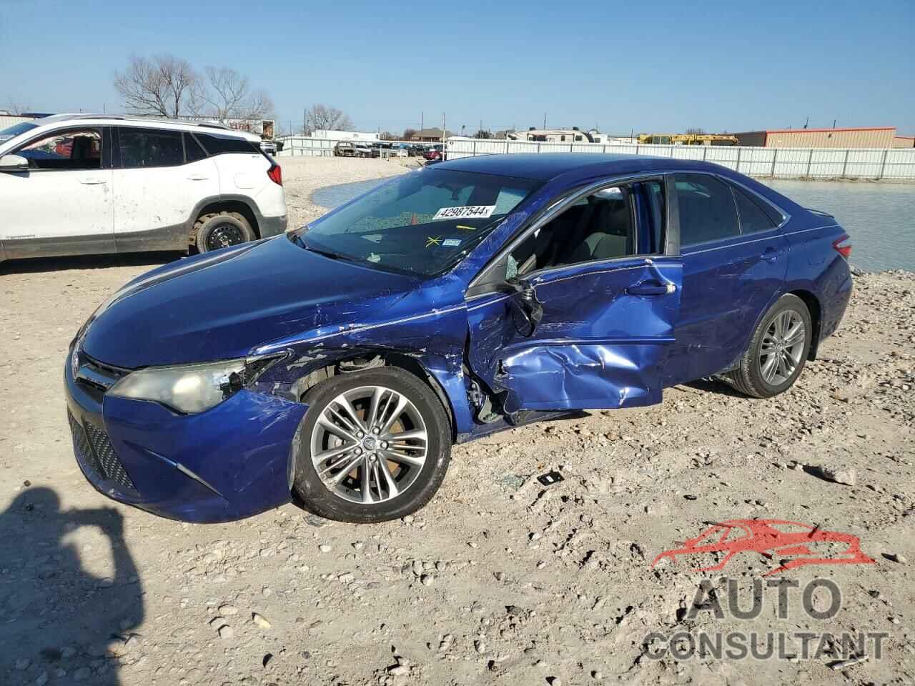 TOYOTA CAMRY 2016 - 4T1BF1FK0GU502348
