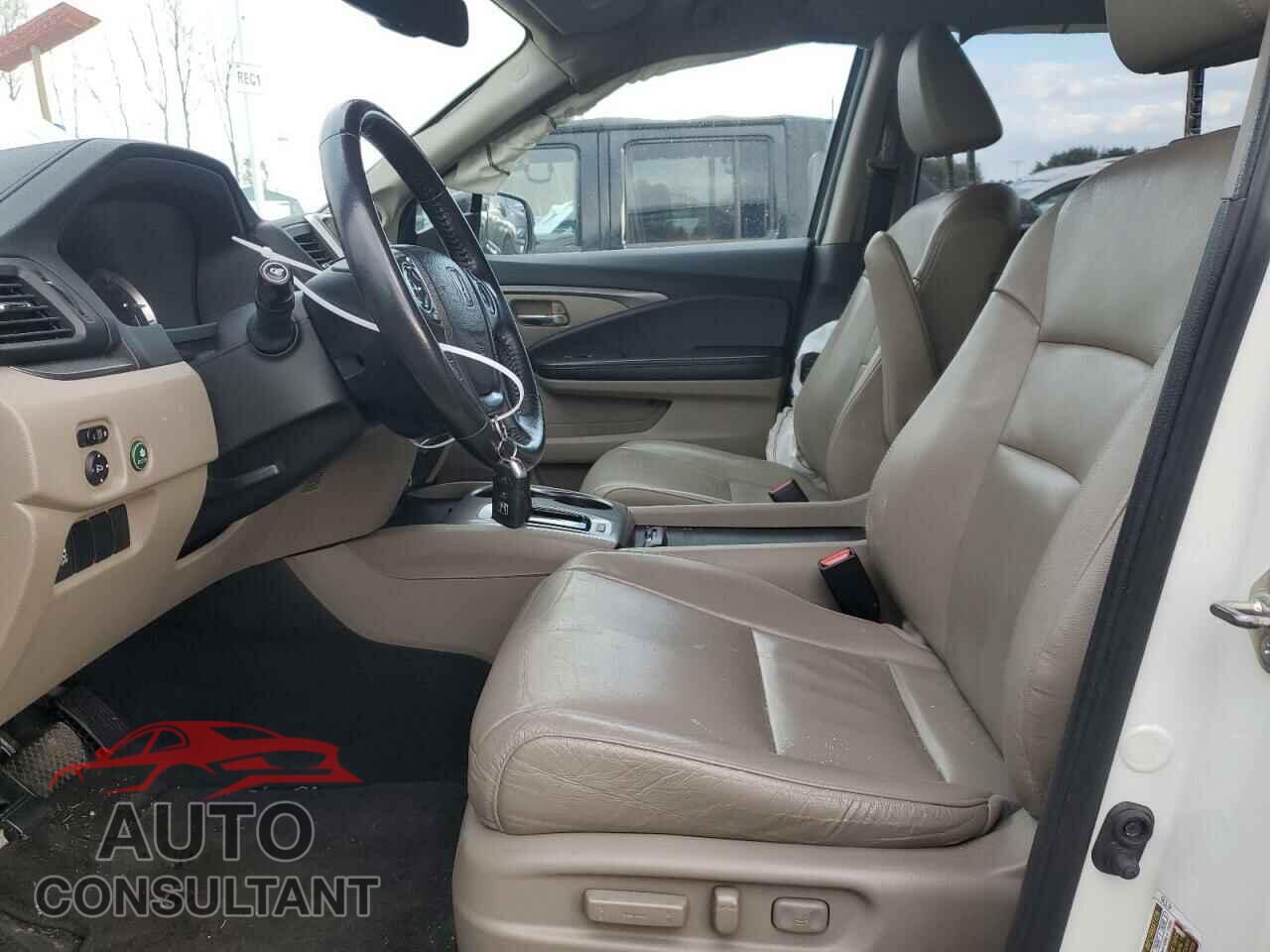 HONDA PILOT 2016 - 5FNYF6H52GB035994