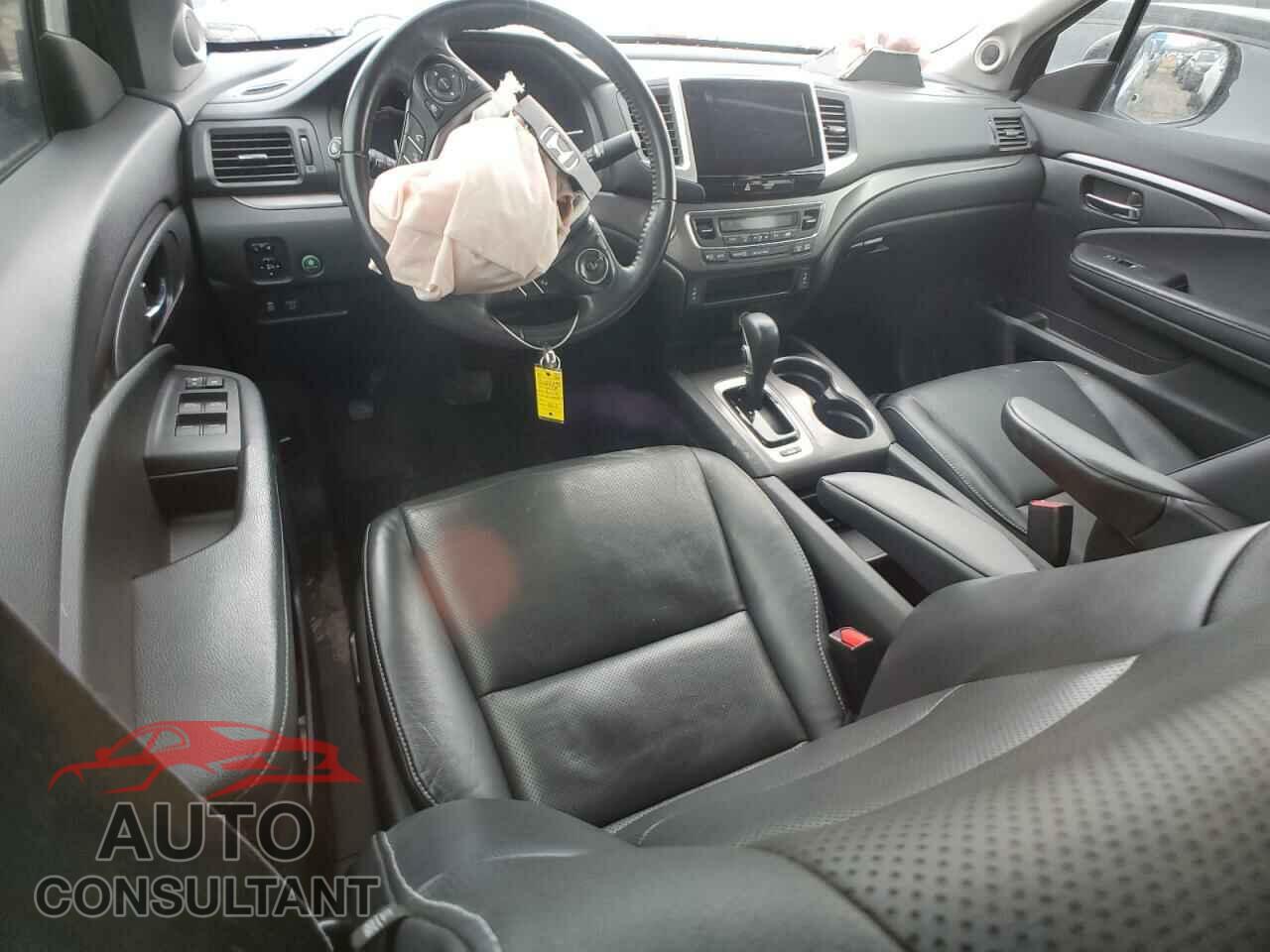 HONDA RIDGELINE 2018 - 5FPYK3F68JB003488