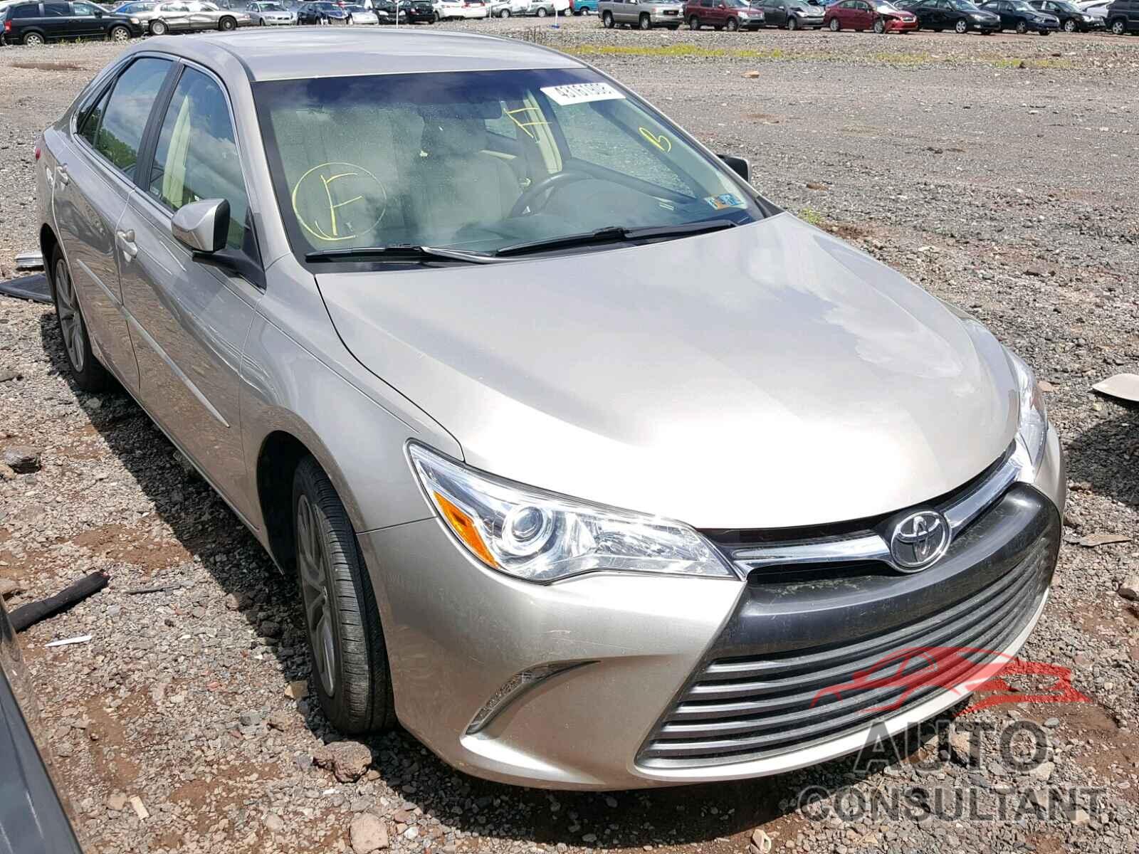 TOYOTA CAMRY 2016 - 4T4BF1FK2GR571435