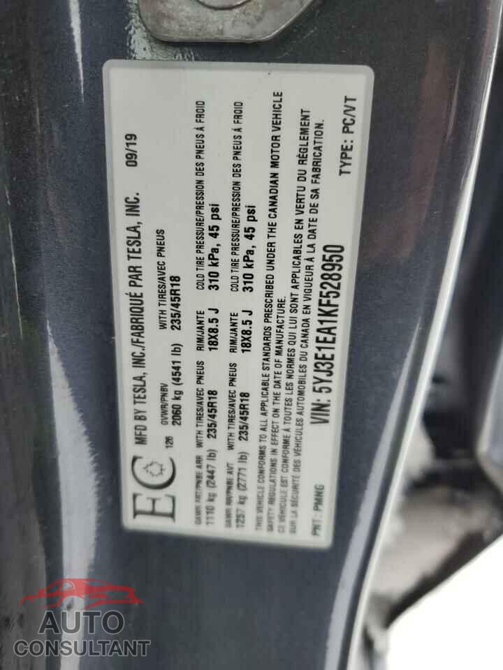 TESLA MODEL 3 2019 - 5YJ3E1EA1KF528950