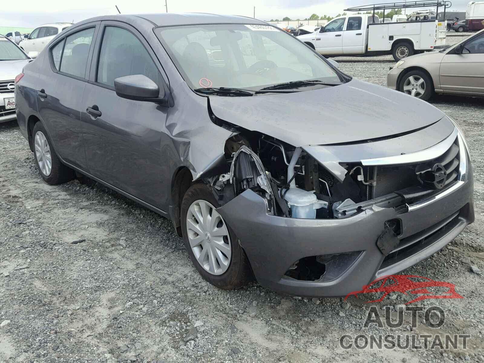 NISSAN VERSA 2017 - 3N1CN7AP7HL851670