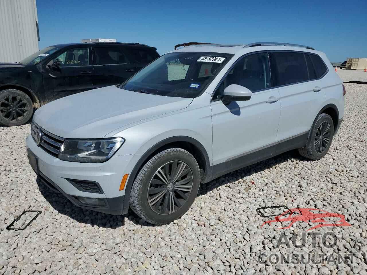 VOLKSWAGEN TIGUAN 2018 - 3VV3B7AXXJM156882