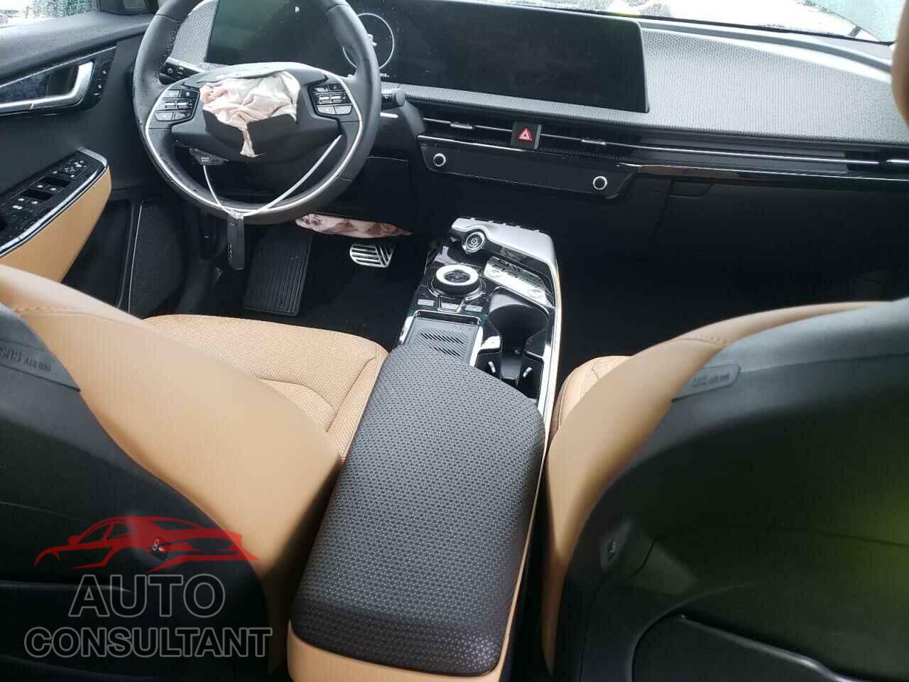 KIA EV6 LIGHT 2023 - KNDC3DLC0P5152245