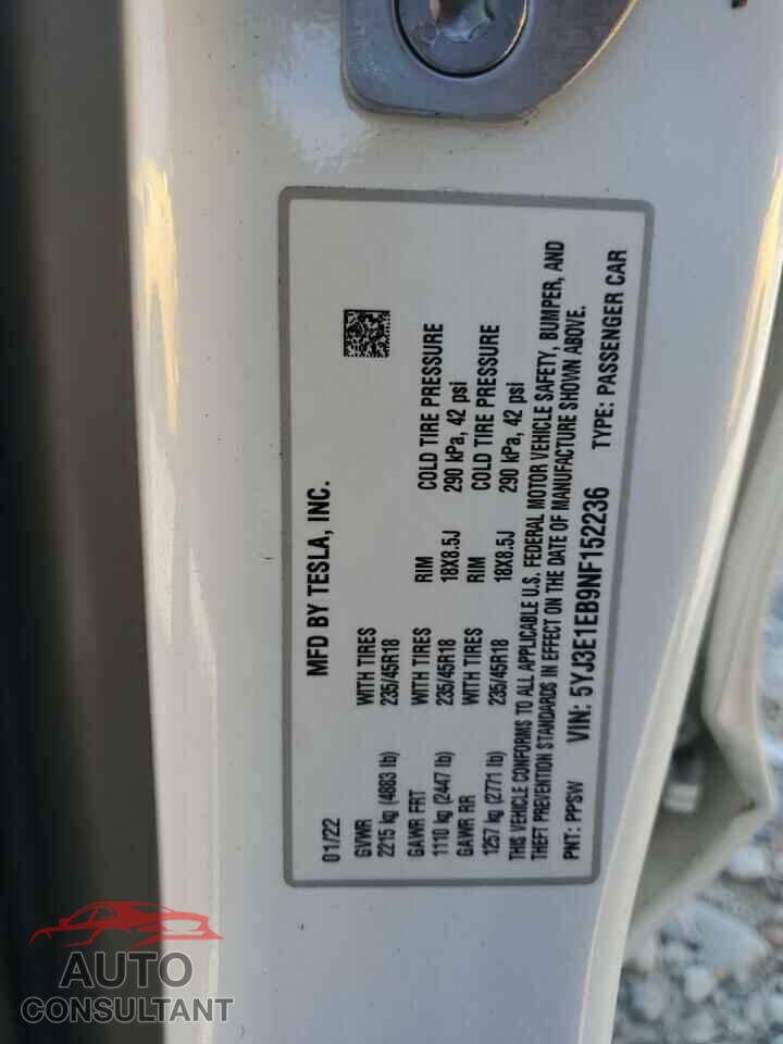 TESLA MODEL 3 2022 - 5YJ3E1EB9NF152236