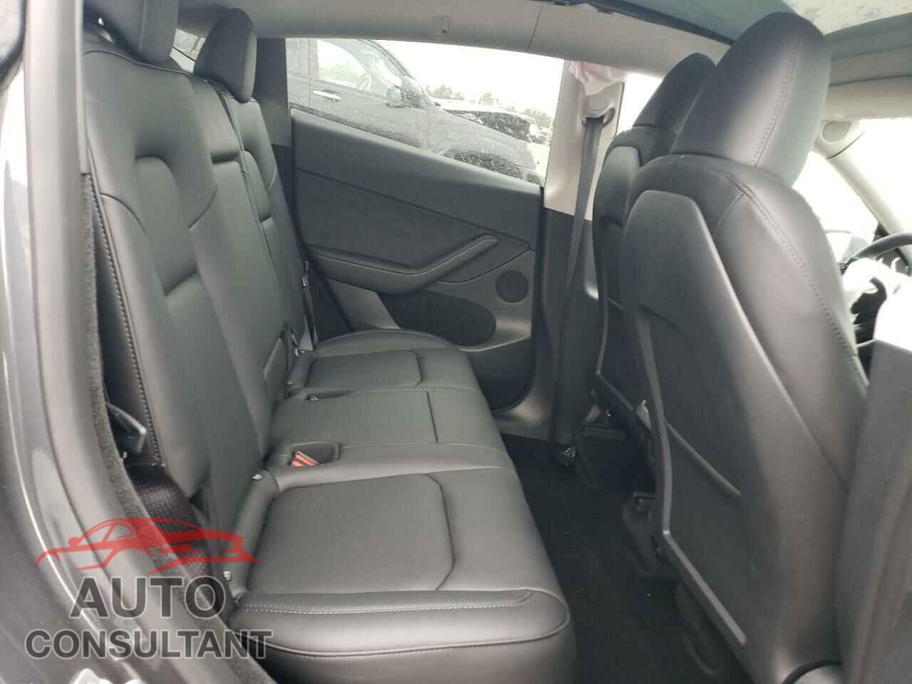 TESLA MODEL Y 2023 - 7SAYGDEE3PF938325