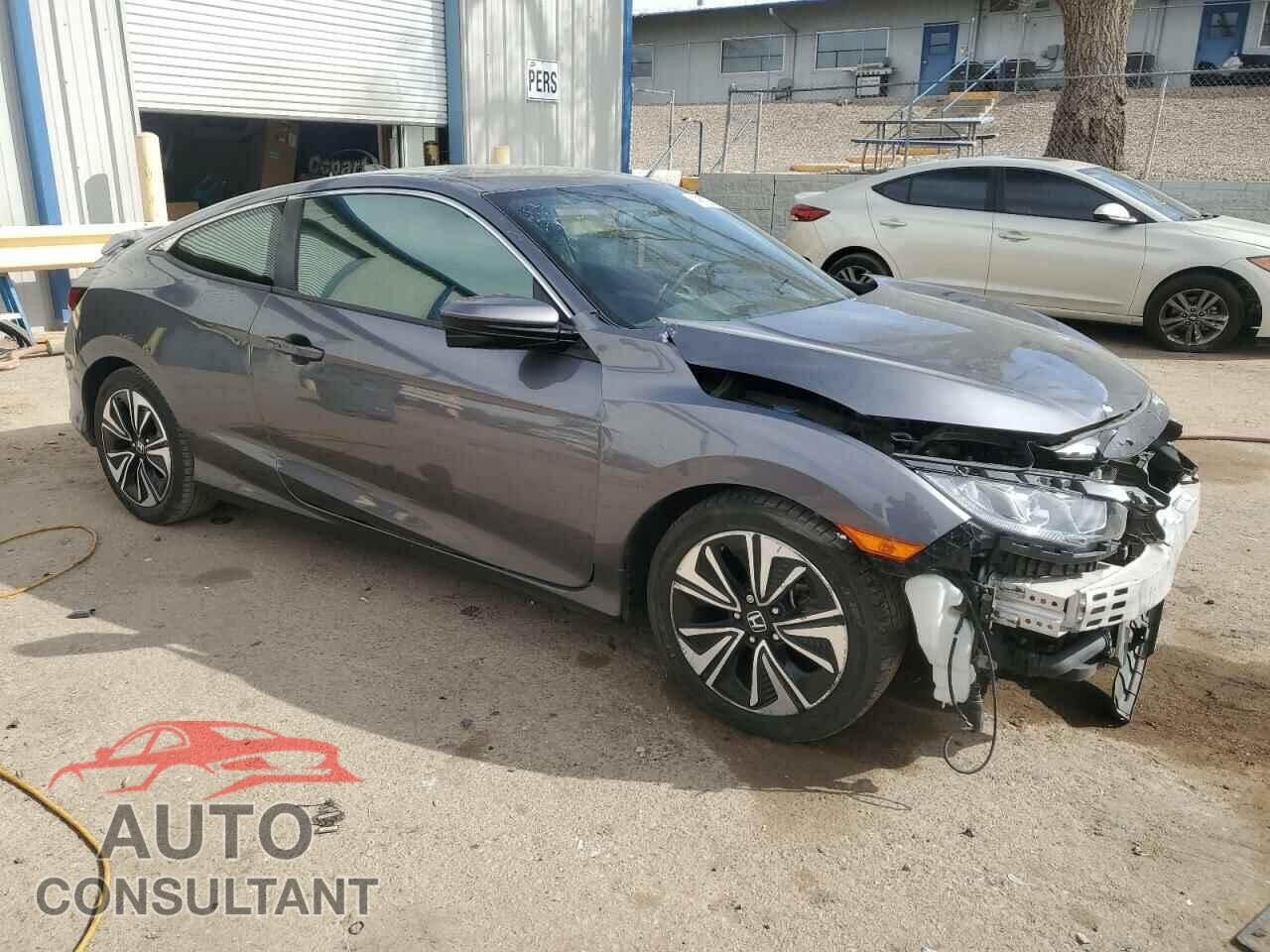 HONDA CIVIC 2018 - 2HGFC3B33JH357617