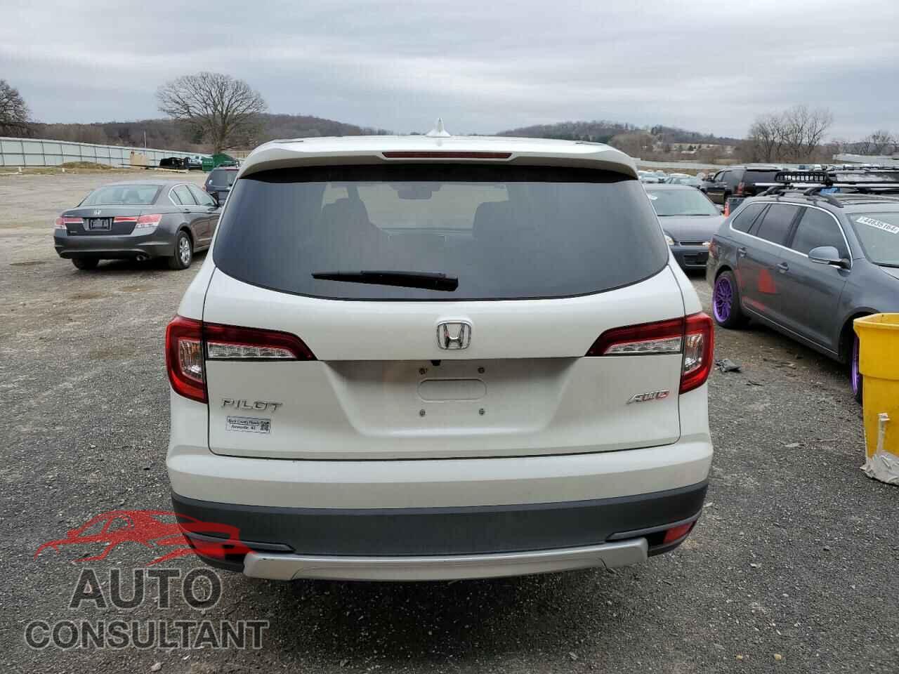 HONDA PILOT 2019 - 5FNYF6H40KB067553