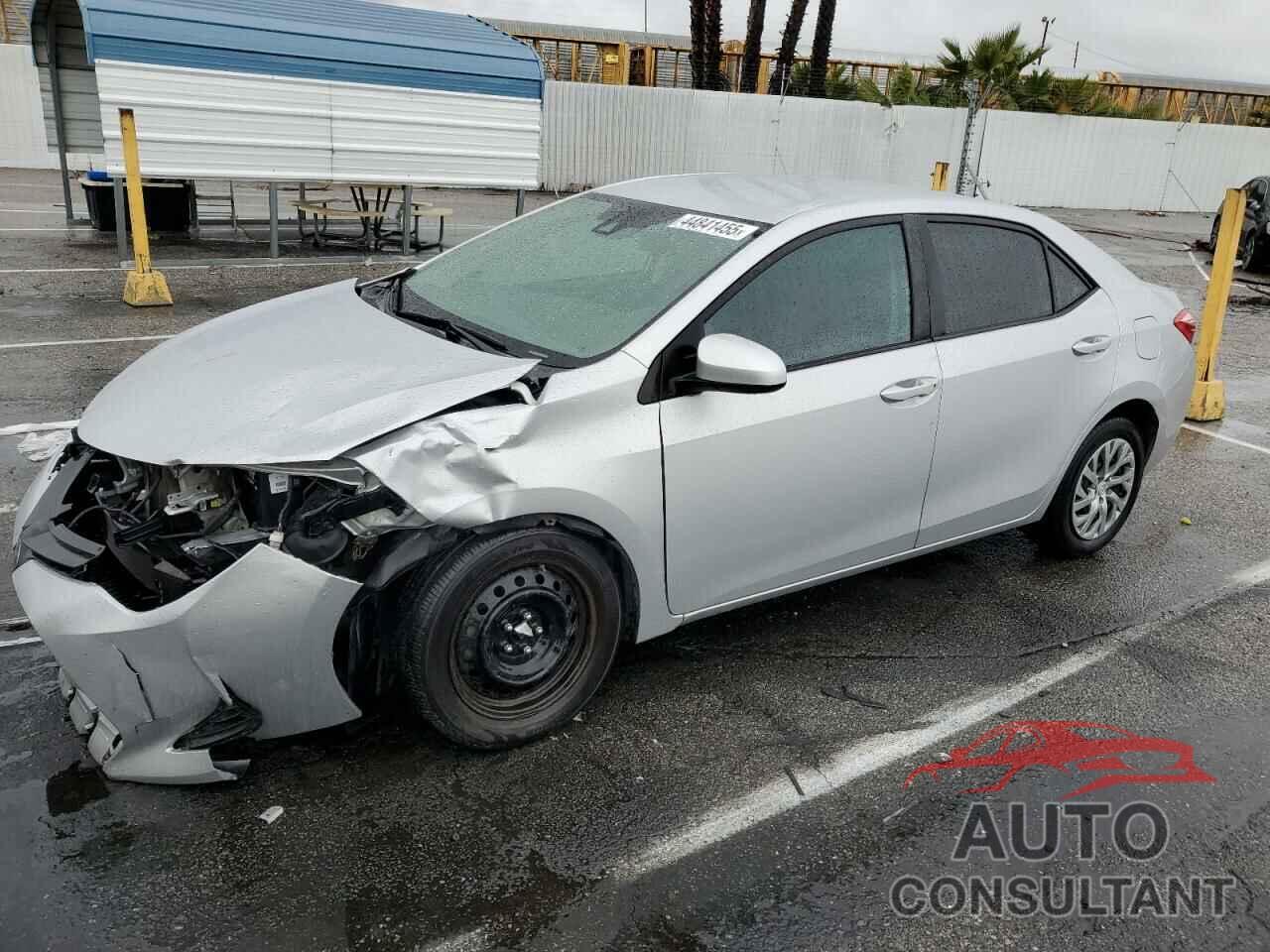 TOYOTA COROLLA 2019 - 2T1BURHE4KC166273
