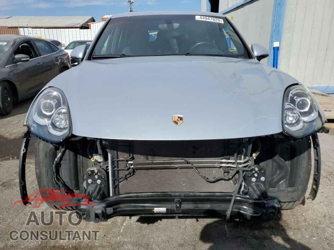 PORSCHE CAYENNE 2016 - WP1AA2A23GLA11272