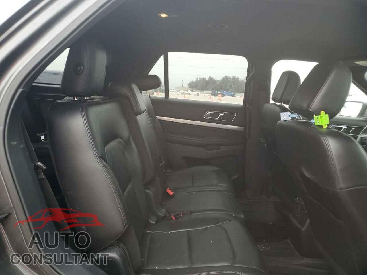 FORD EXPLORER 2018 - 1FM5K7DH0JGB63017