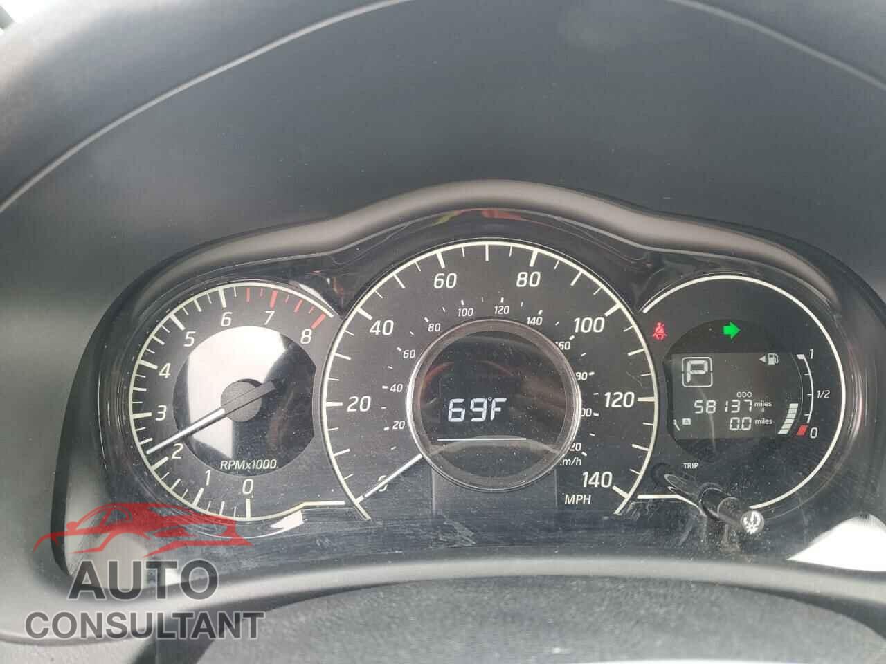 NISSAN VERSA 2017 - 3N1CE2CP7HL355560
