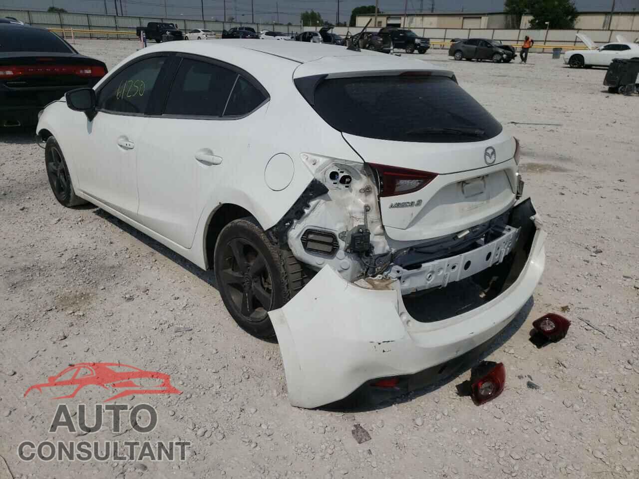 MAZDA 3 2017 - 3MZBN1L34HM135588