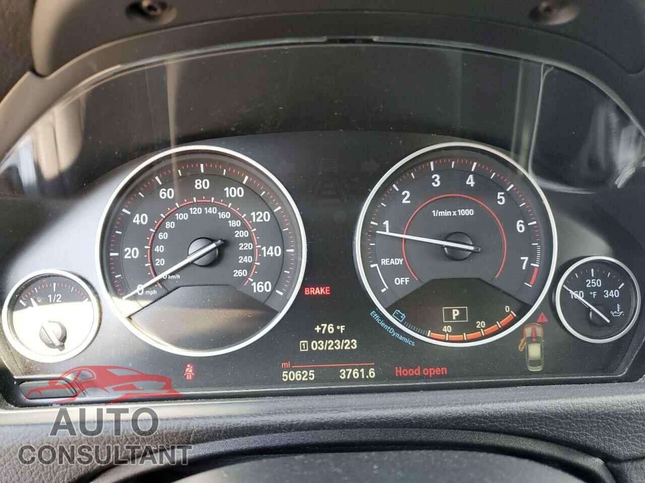 BMW 3 SERIES 2016 - WBA8E3G51GNU01252