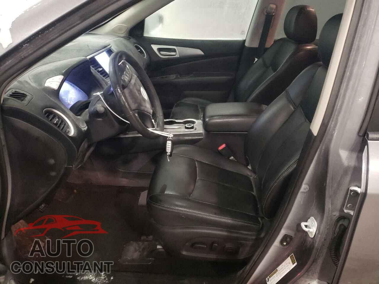 NISSAN PATHFINDER 2017 - 5N1DR2MM1HC606400