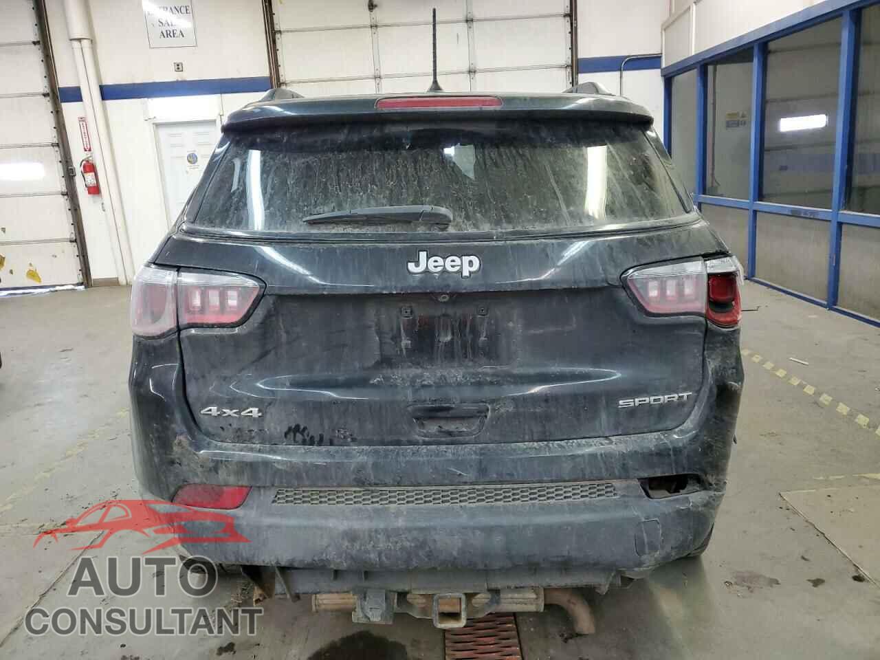 JEEP COMPASS 2018 - 3C4NJDAB3JT326017