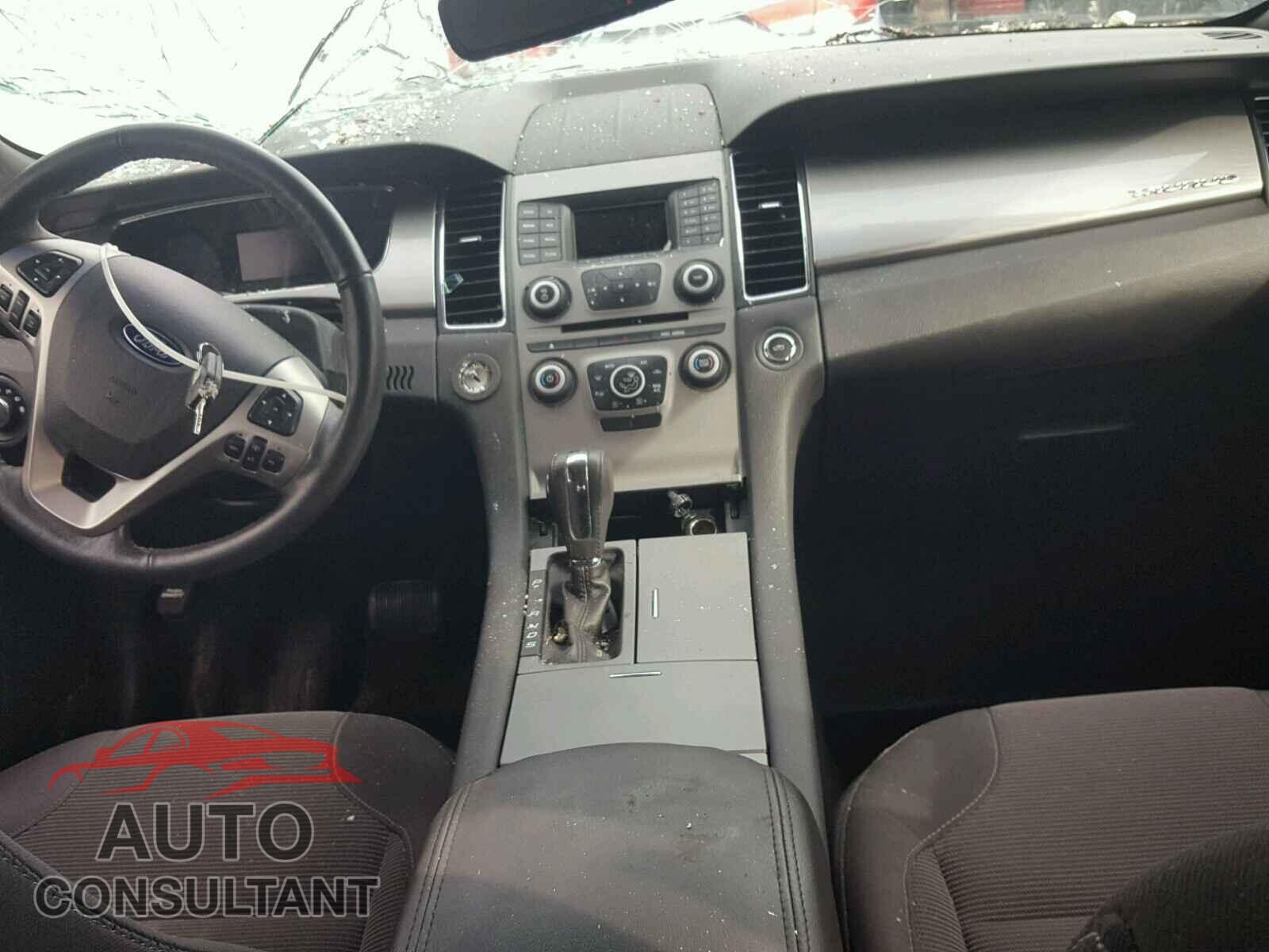 FORD TAURUS 2015 - 1FAHP2H88FG130229