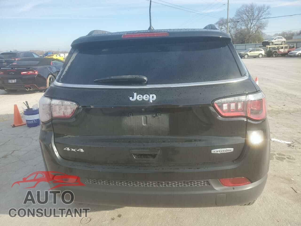 JEEP COMPASS 2018 - 3C4NJDBB5JT435903
