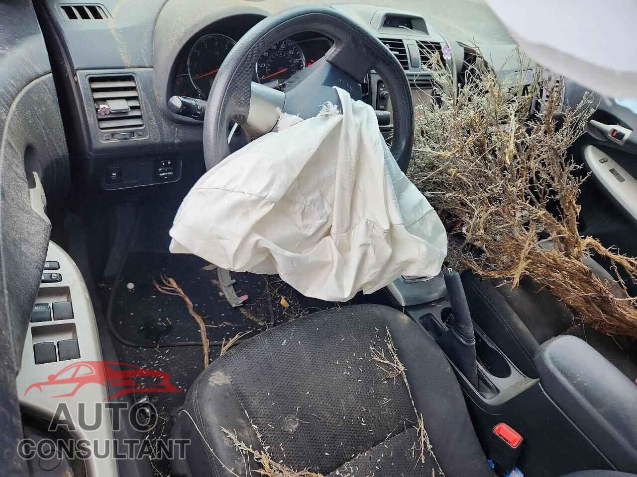 TOYOTA COROLLA 2013 - 5YFBU4EE7DP097556