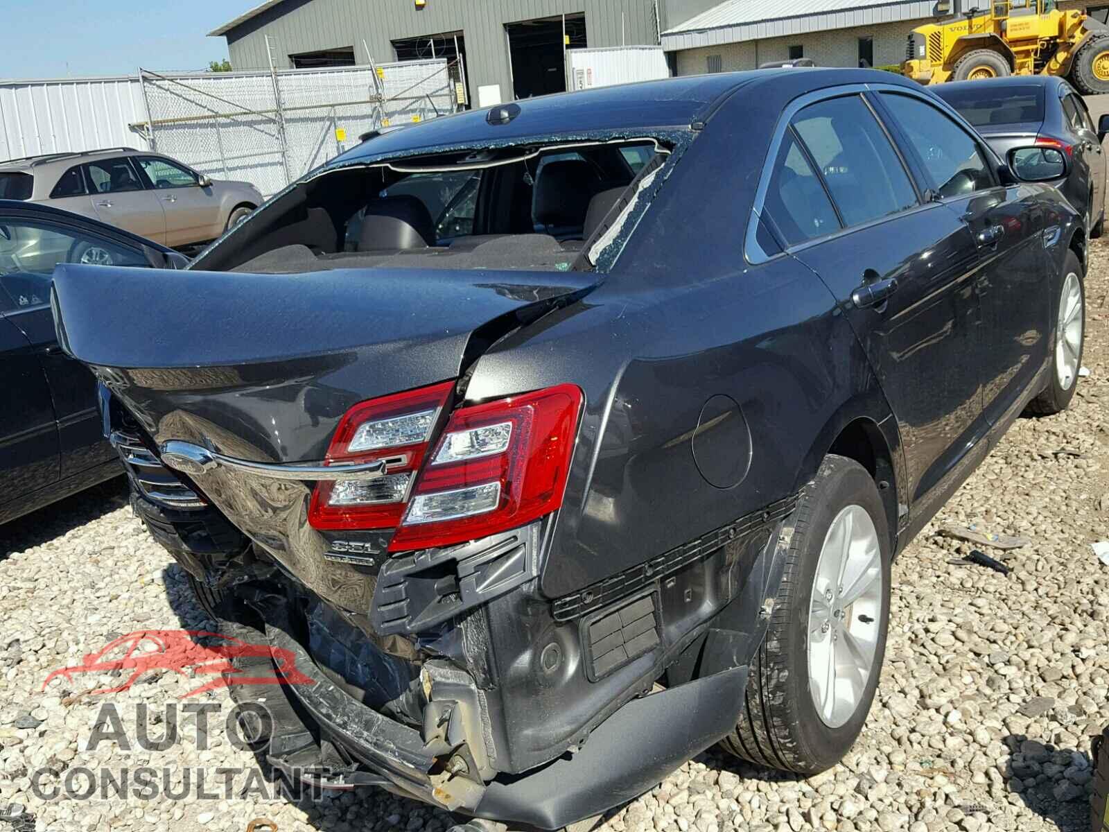 FORD TAURUS 2017 - 1FAHP2E87HG114417