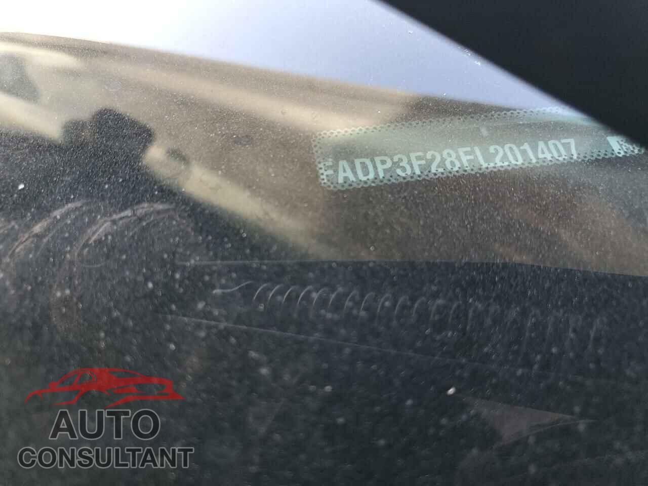 FORD FOCUS 2015 - 1FADP3F28FL201407