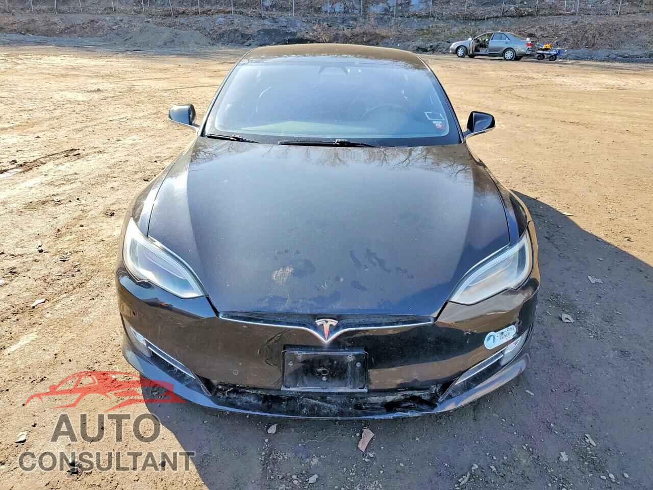 TESLA MODEL S 2018 - 5YJSA1E26JF266678