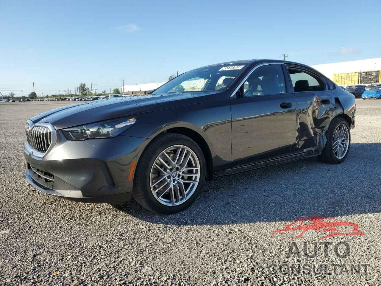 BMW 5 SERIES 2025 - WBA43FJ04SCT73258