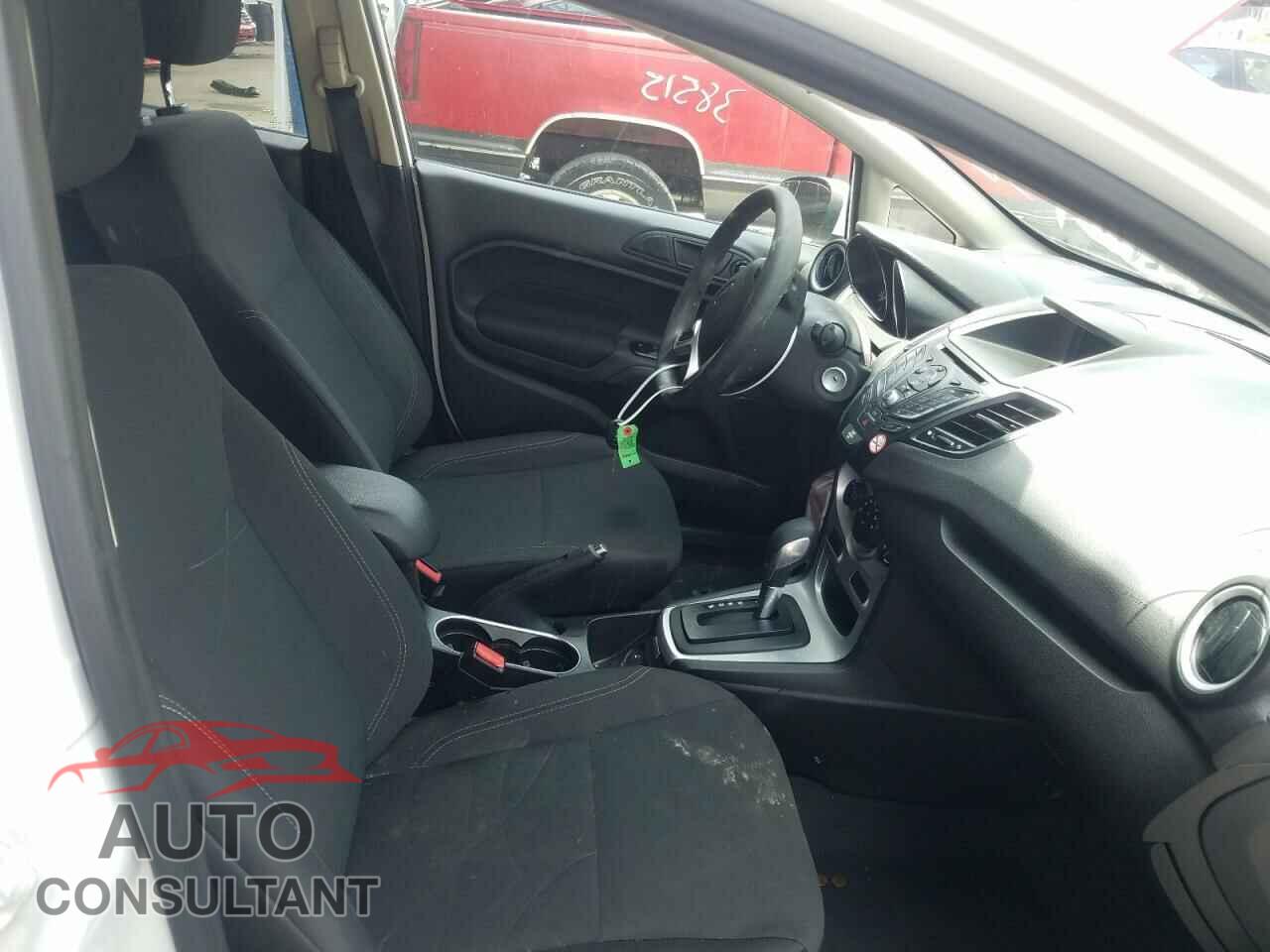 FORD FIESTA 2019 - 3FADP4EJ9KM107849