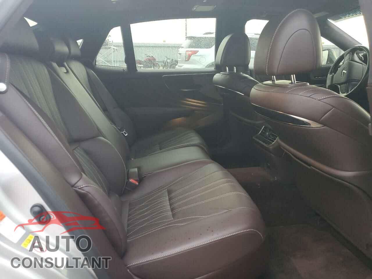 LEXUS LS500 2018 - JTHB5LFF2J5001936