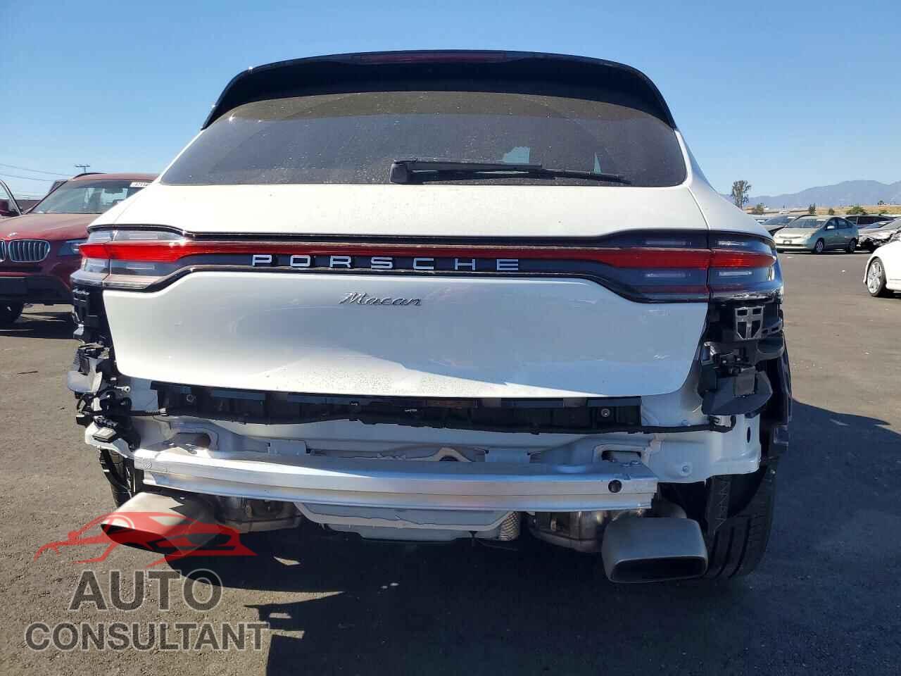 PORSCHE MACAN 2024 - WP1AA2A52RLB03857
