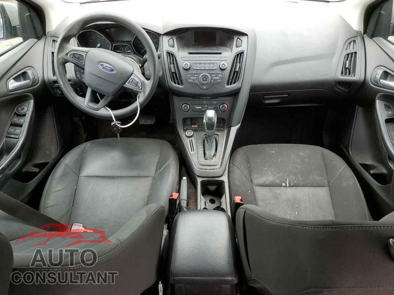 FORD FOCUS 2015 - 1FADP3F20FL383894