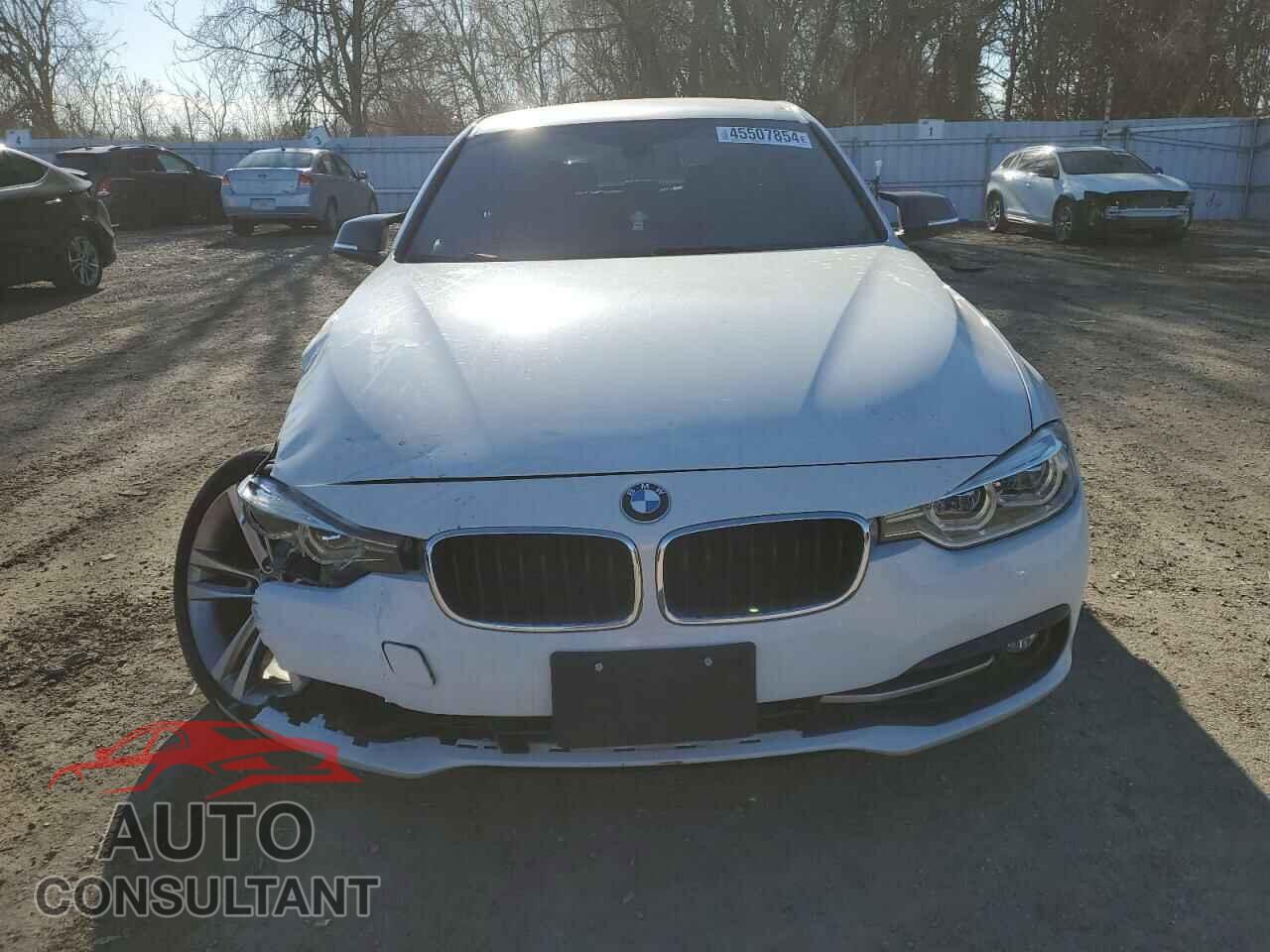 BMW 3 SERIES 2018 - WBA8D9C54JEB35568