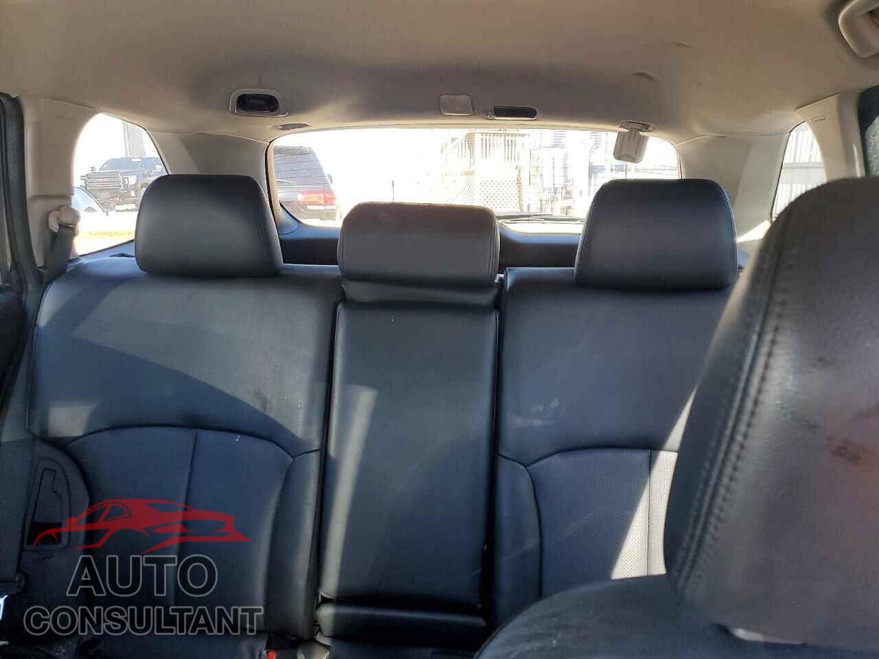 SUBARU OUTBACK 2014 - 4S4BRCLC8E3200454