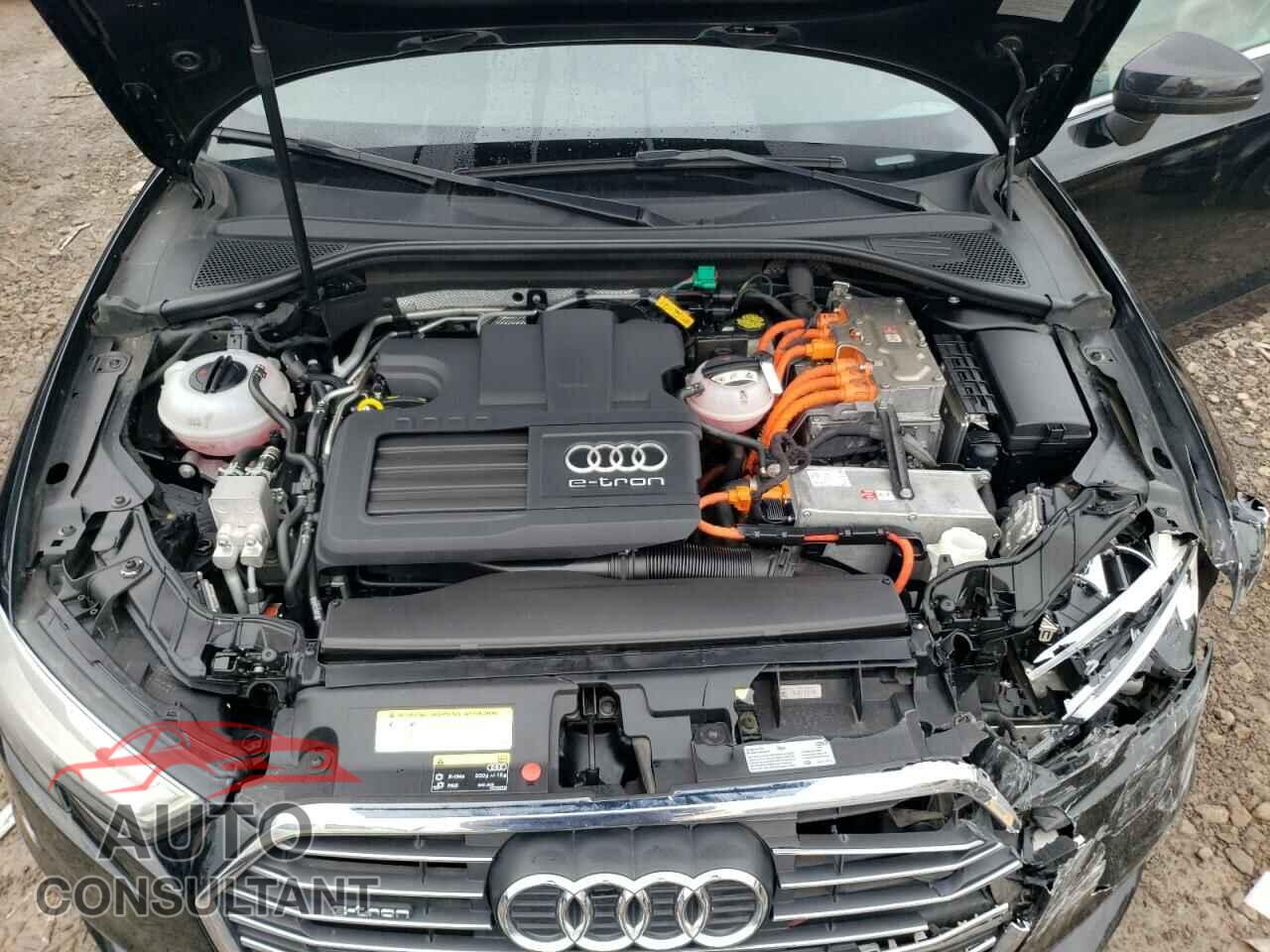AUDI A3 2017 - WAUTPBFF5HA036222