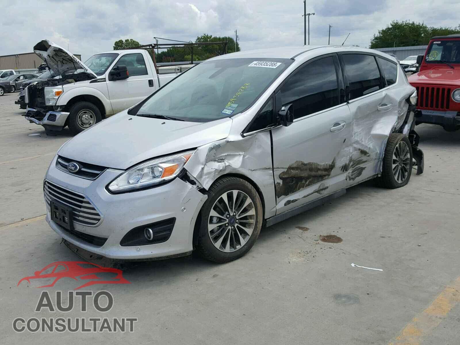 FORD CMAX 2017 - 1FADP5DU8HL104257