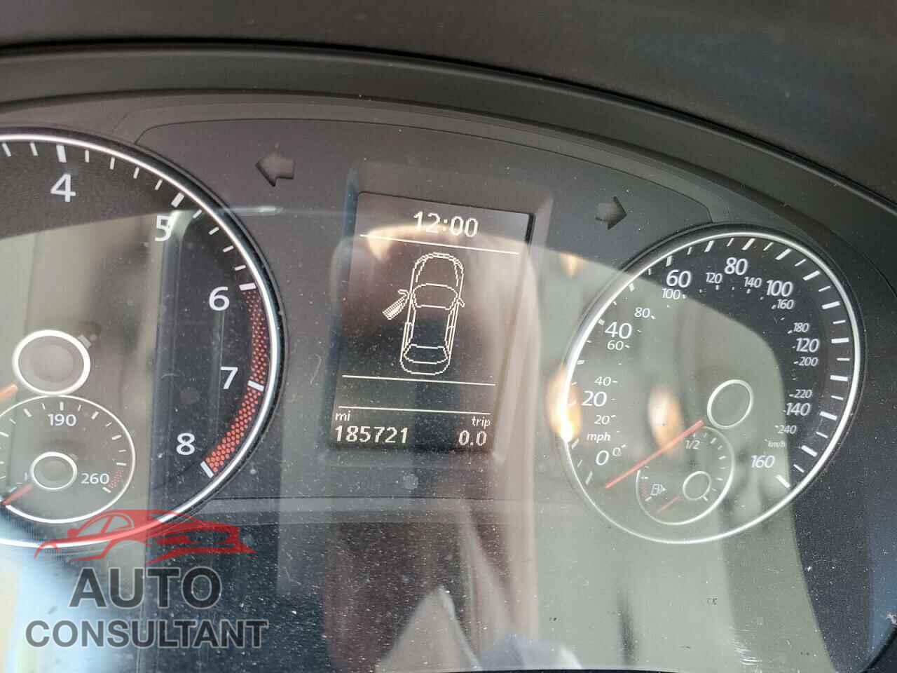 VOLKSWAGEN PASSAT 2013 - 1VWBP7A33DC101623