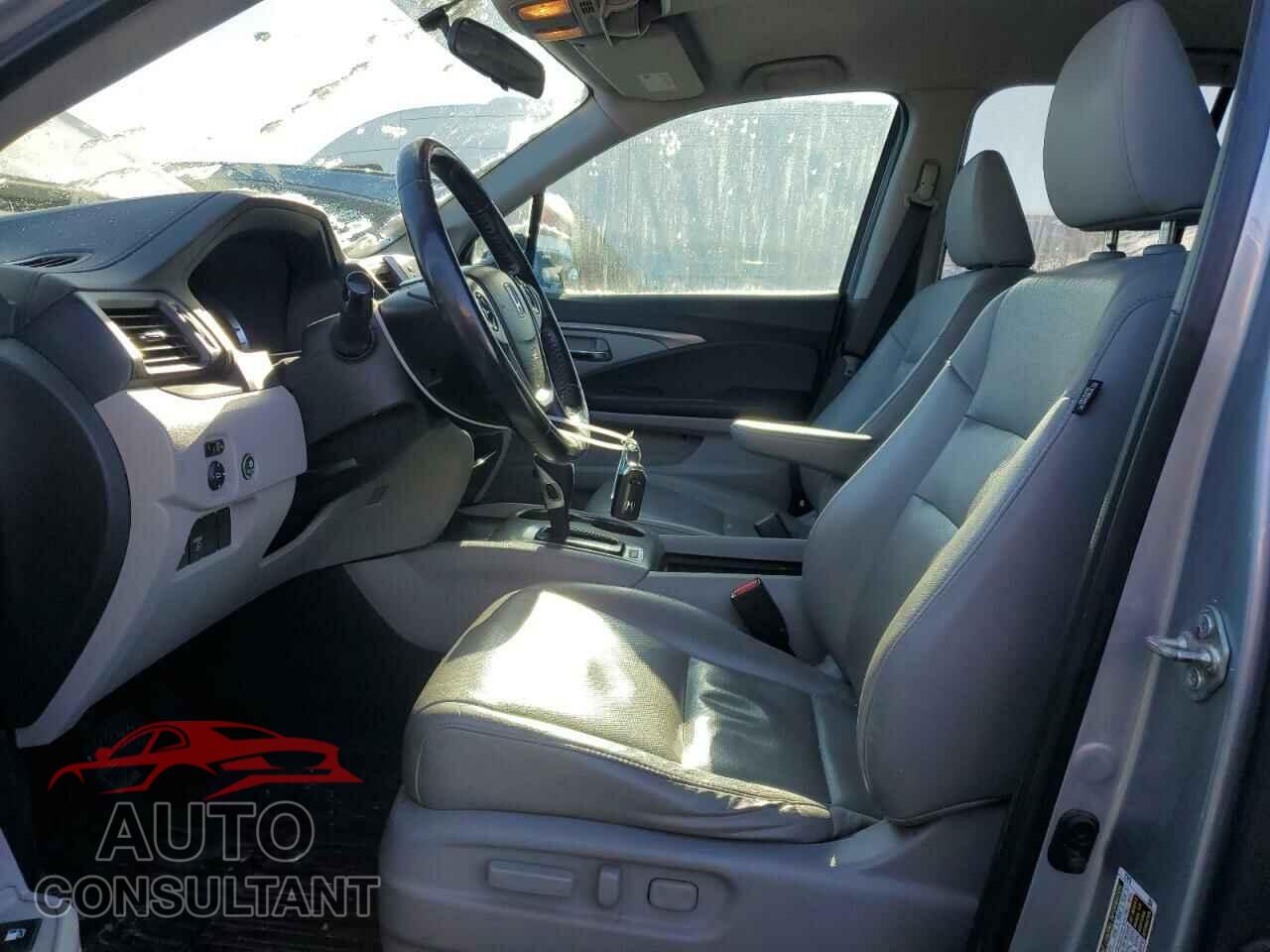 HONDA RIDGELINE 2017 - 5FPYK3F52HB016156