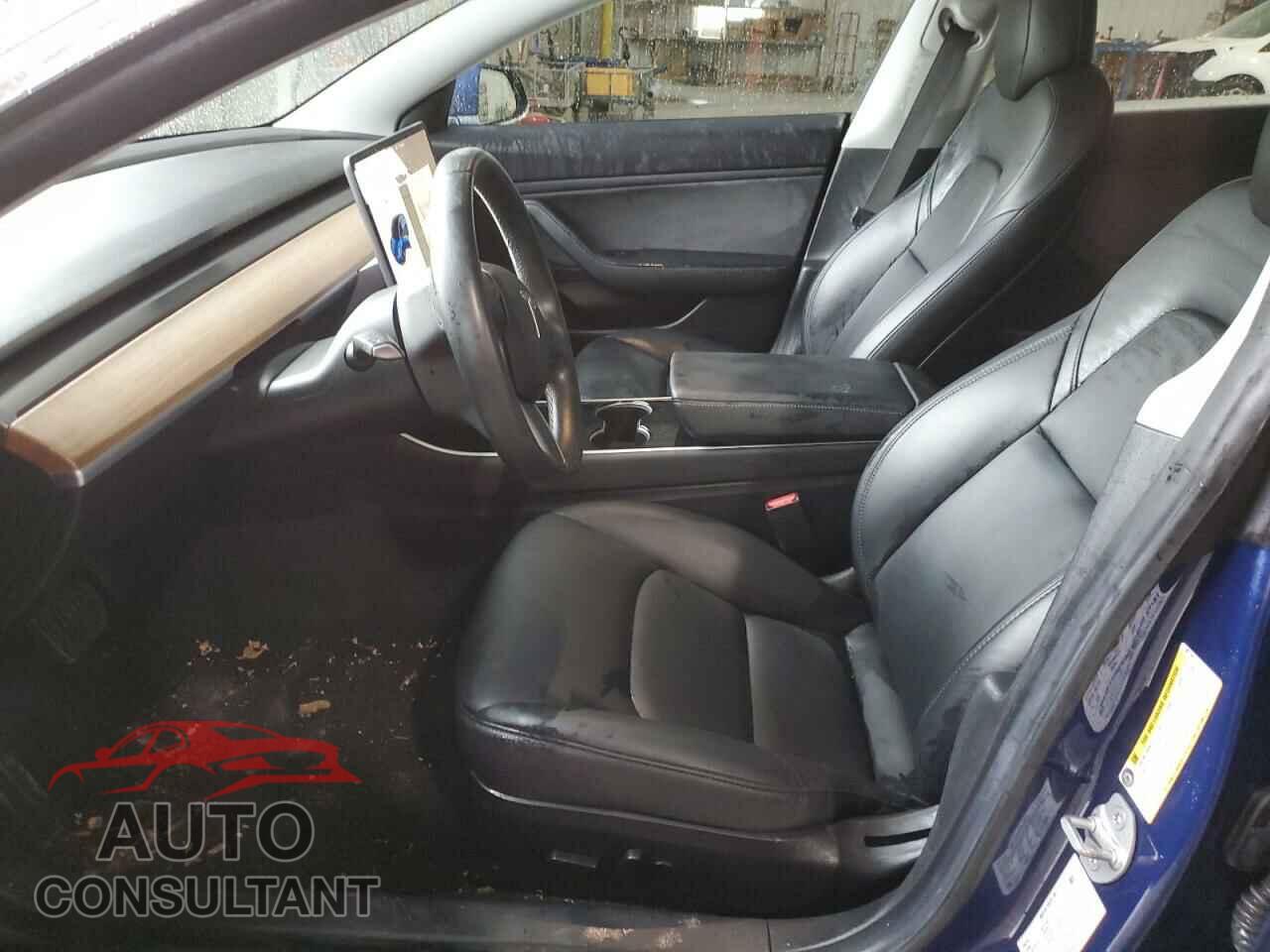 TESLA MODEL 3 2019 - 5YJ3E1EB5KF387745