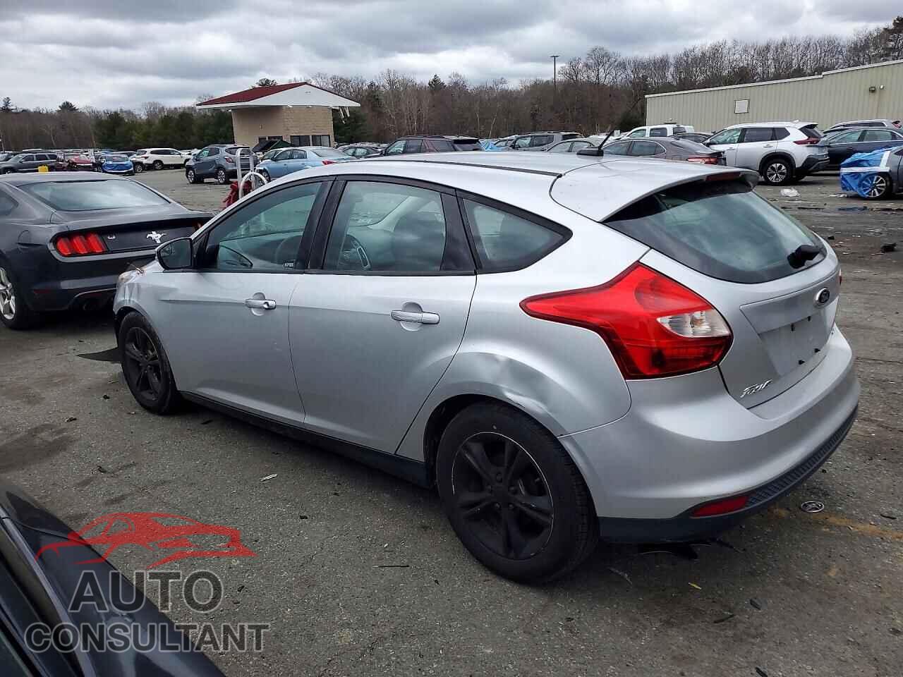 FORD FOCUS 2014 - 1FADP3K23EL408985