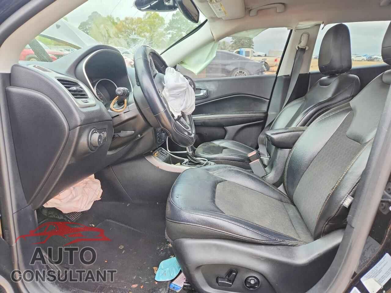 JEEP COMPASS 2017 - 3C4NJCBBXHT661357