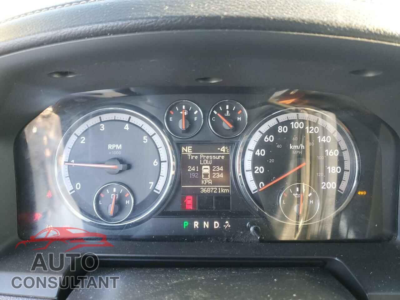 DODGE RAM 1500 2012 - 1C6RD7NT0CS249759